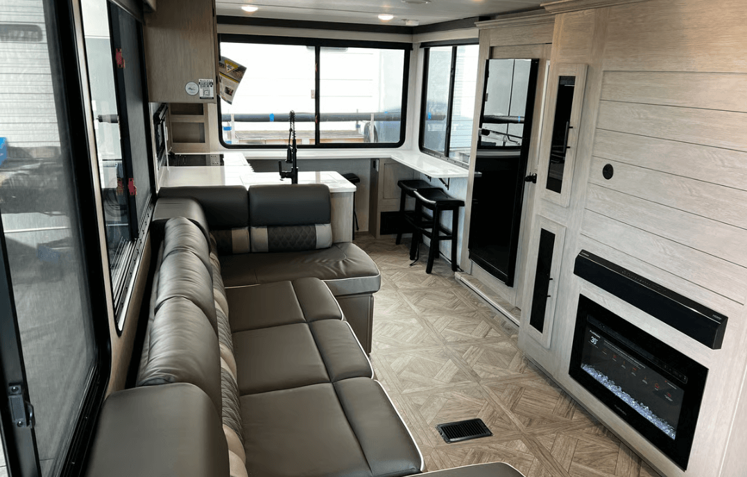 RV Share Mid sized Trailer