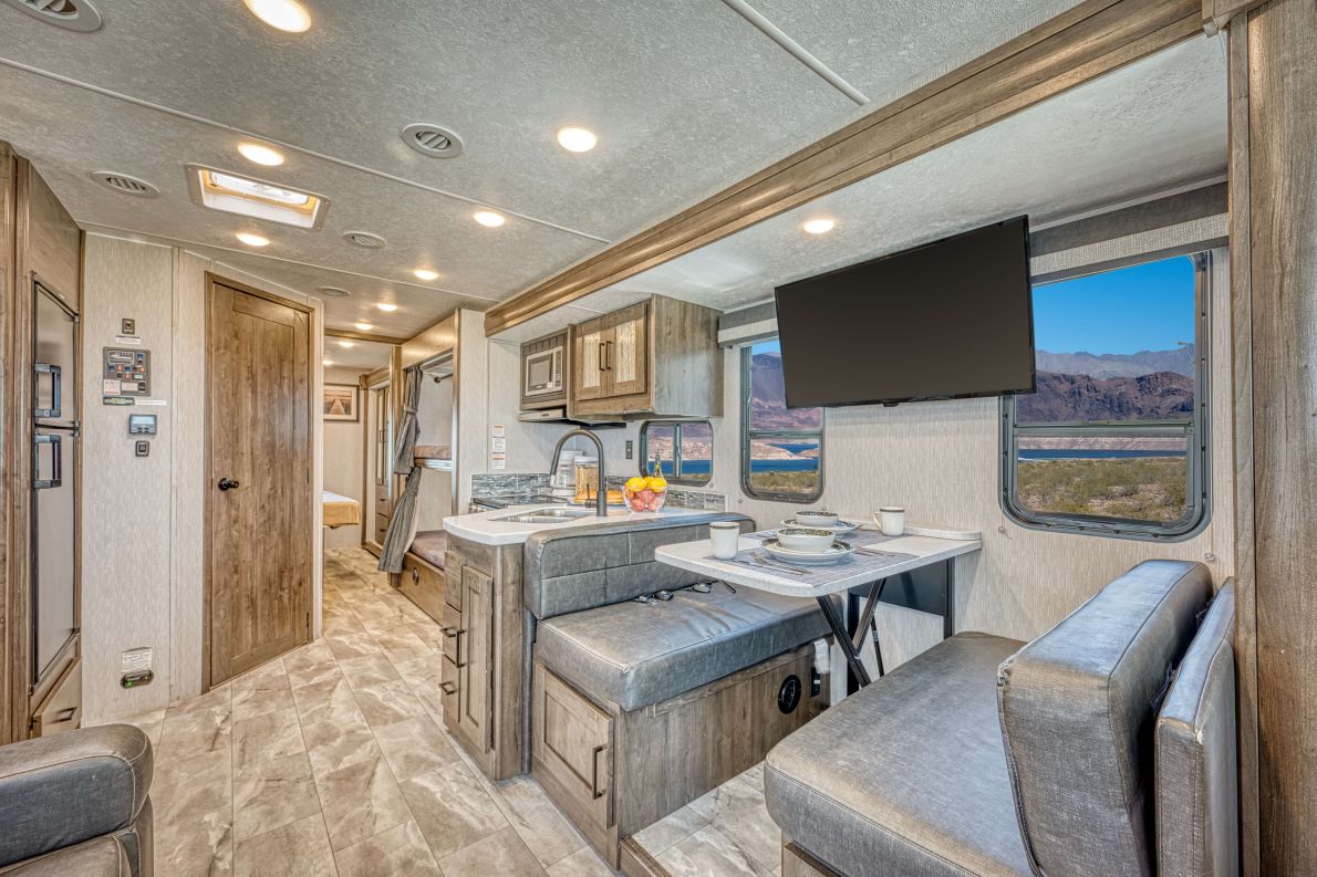 Class A Luxury Sleeper (AF) for Rent 