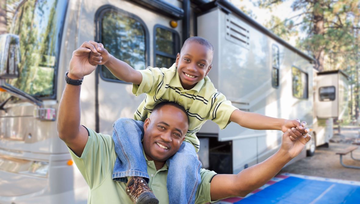 What to Expect When RVing With Kids