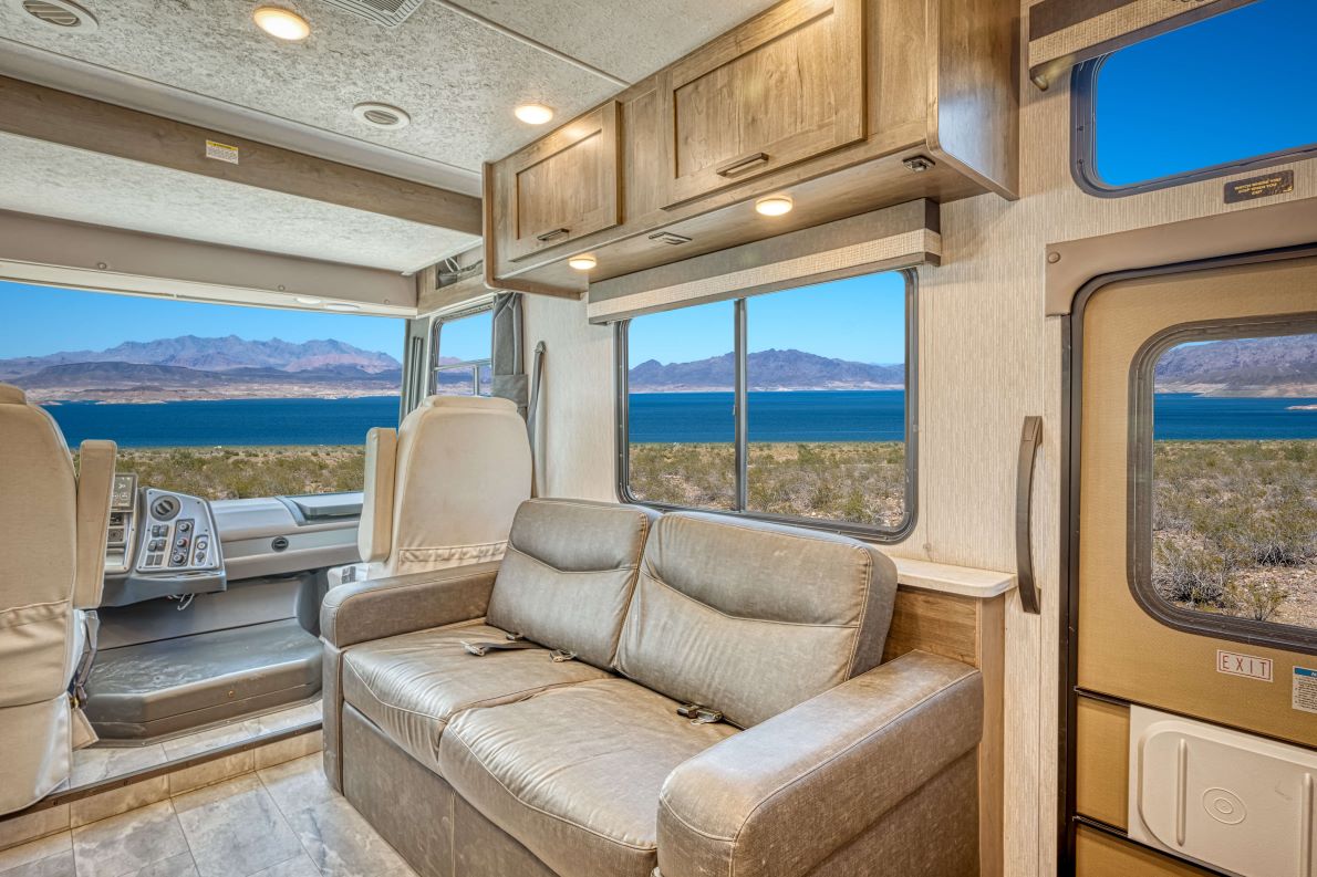 Class A Luxury Sleeper (AF) for Rent 