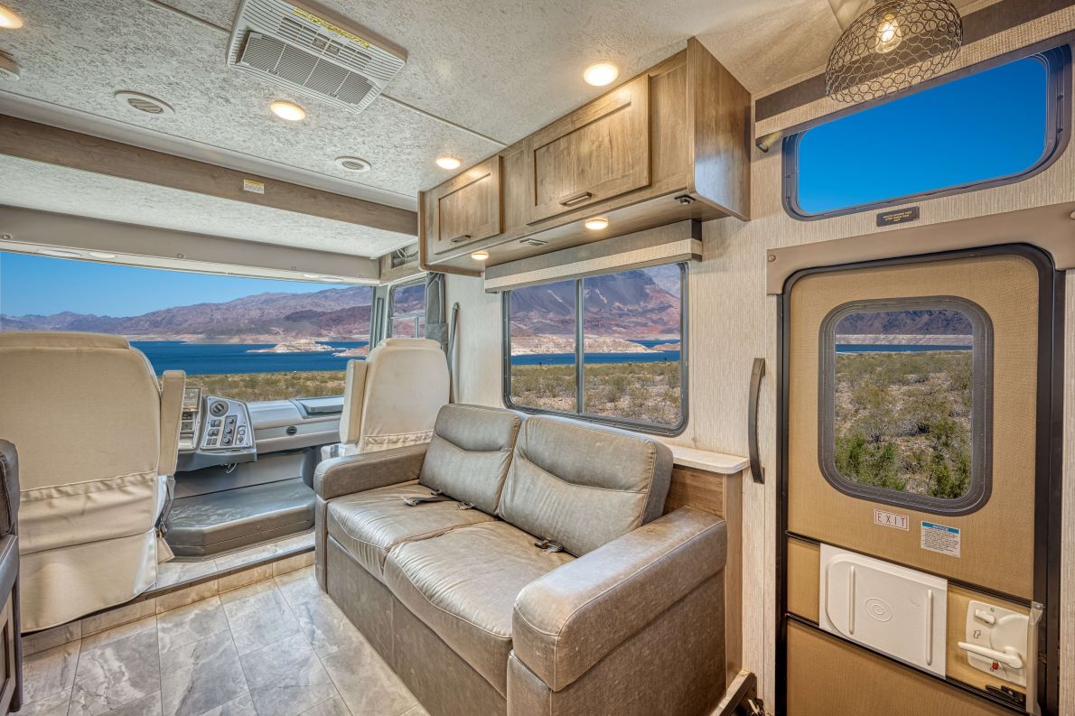 Class A Luxury Sleeper (AF) for Rent 