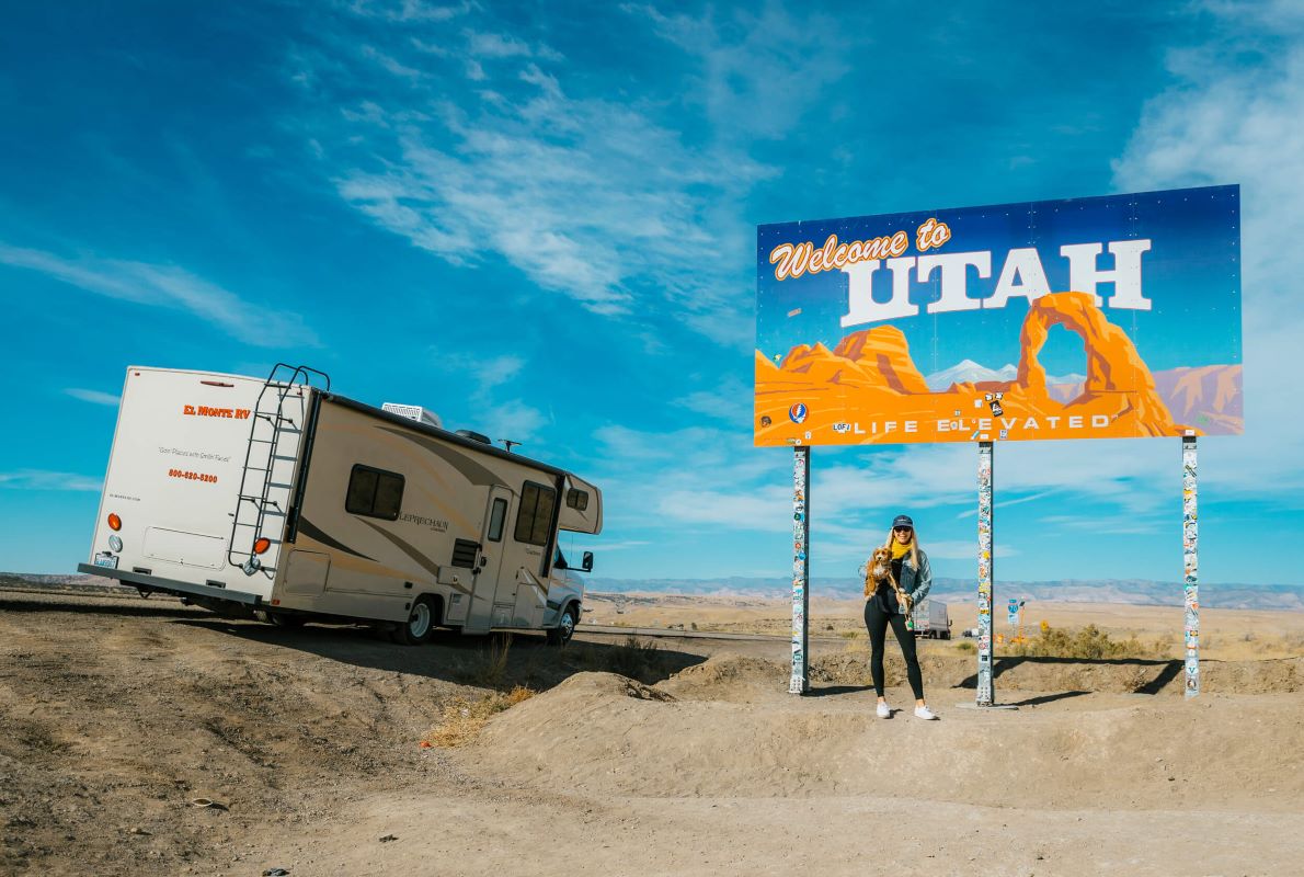 Explore Utah by RV Left